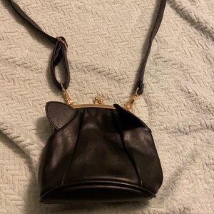 Black cat bag